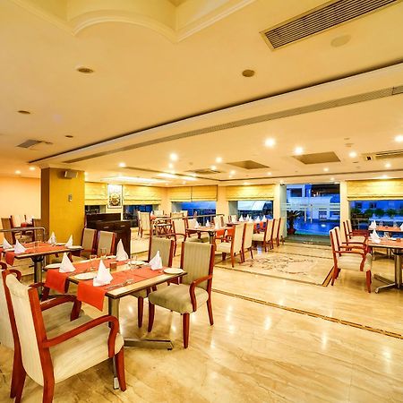 Royal Sarovar Portico Shiliguri Exterior foto