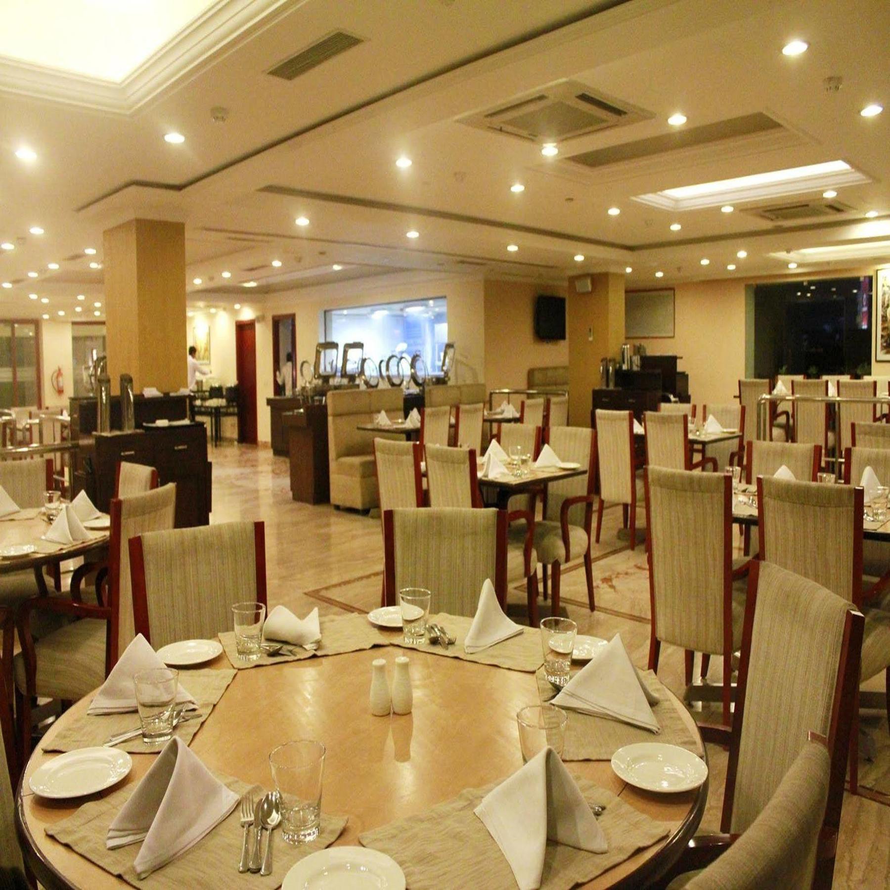 Royal Sarovar Portico Shiliguri Exterior foto